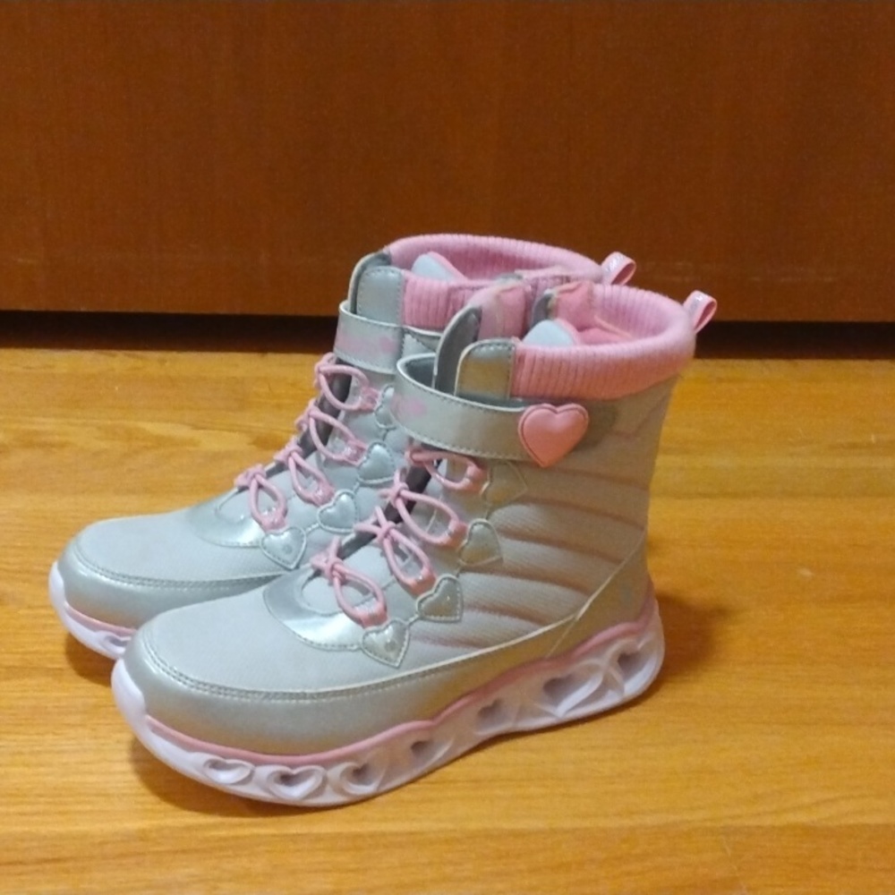 Skechers boots
